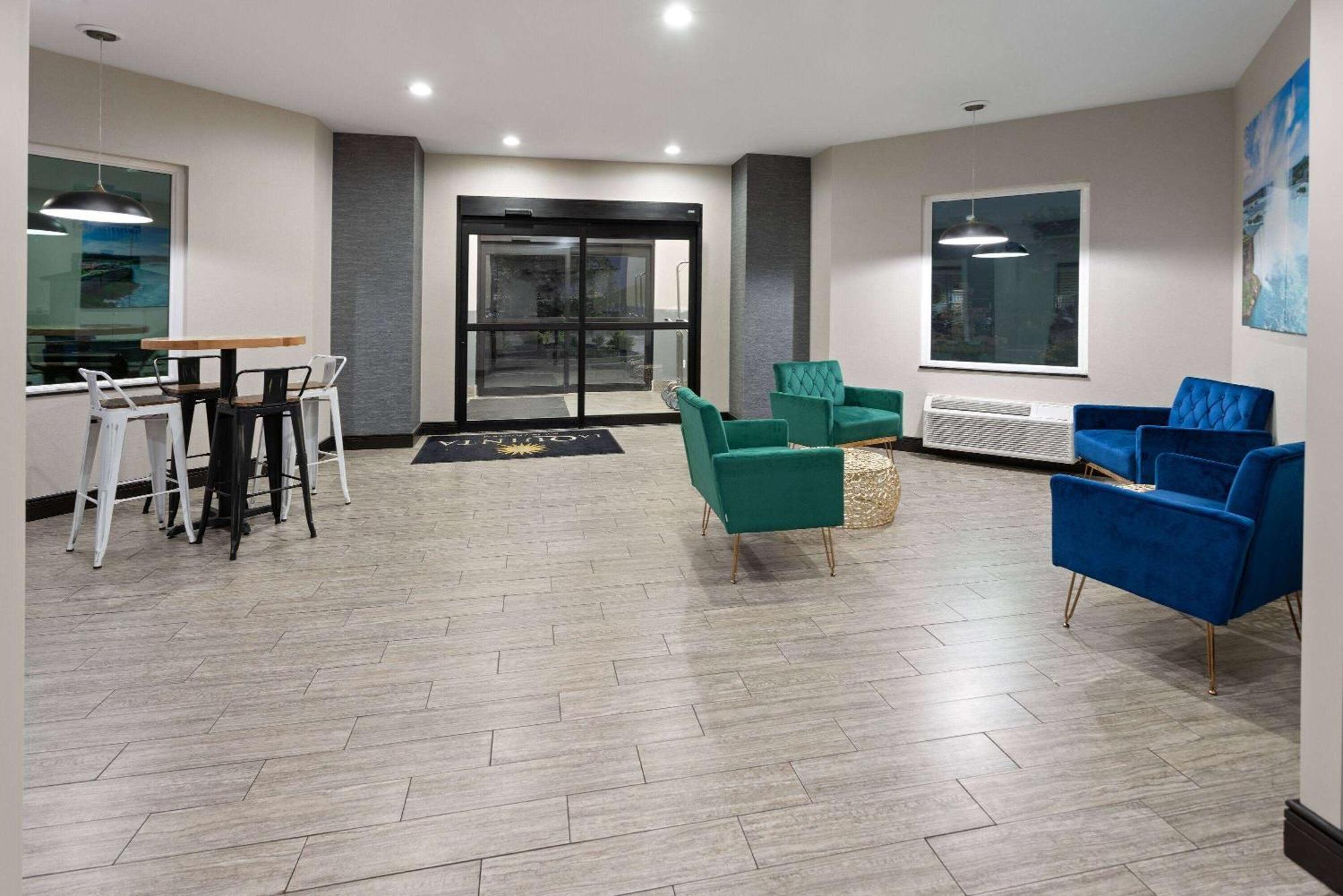 La Quinta Inn By Wyndham Buffalo Airport Williamsville Extérieur photo