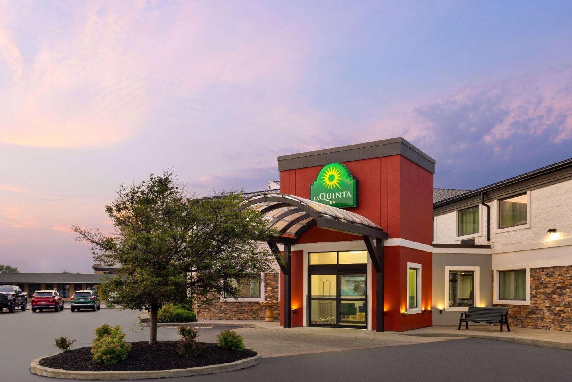 La Quinta Inn By Wyndham Buffalo Airport Williamsville Extérieur photo